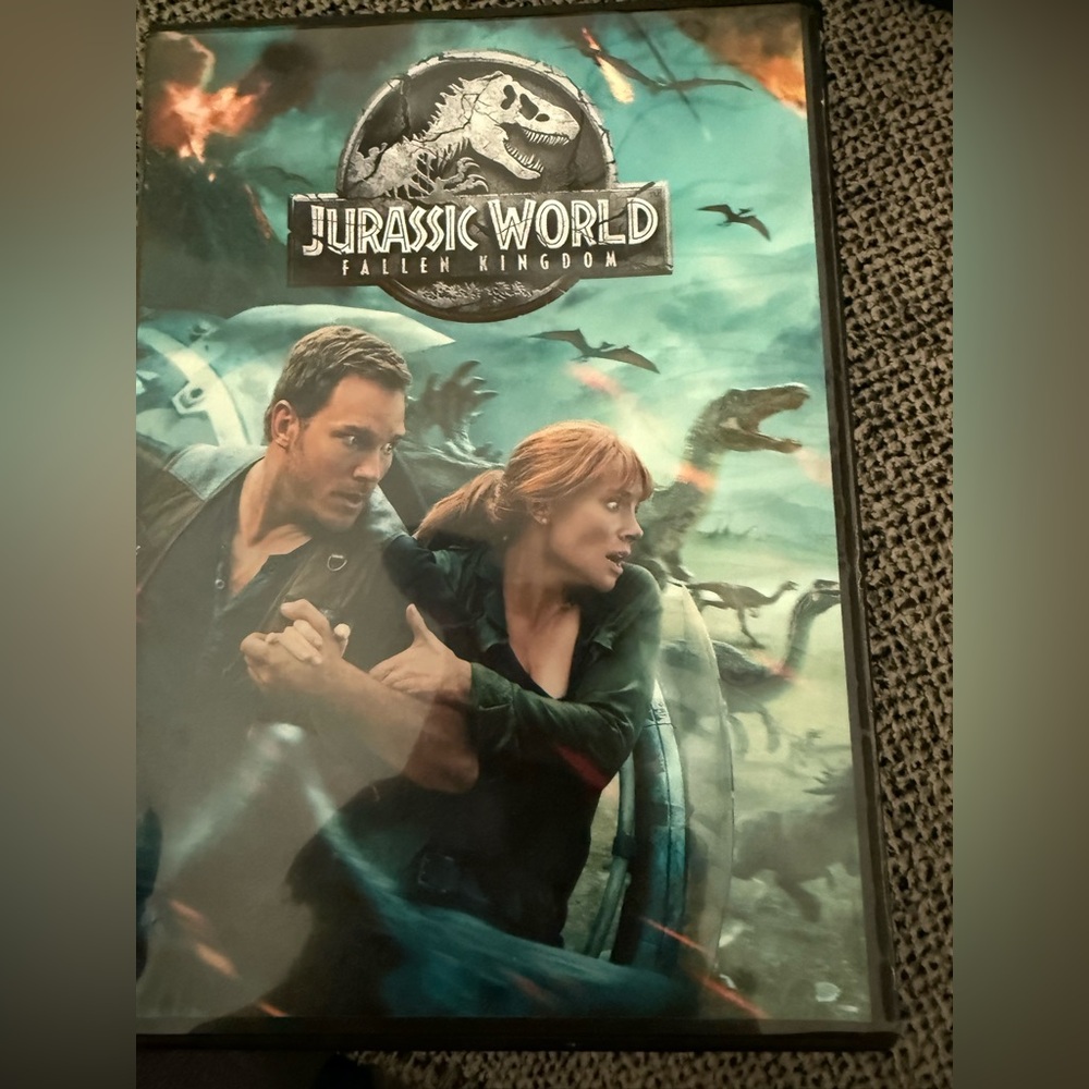 Jurassic World: Fallen Kingdom DVD